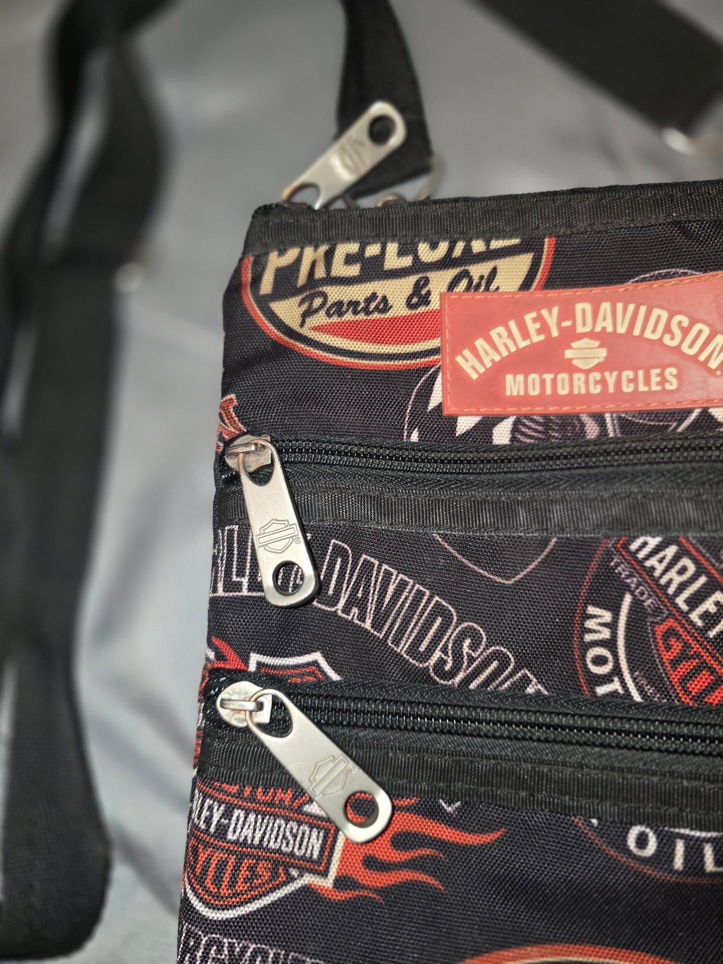 Harley-Davidson Cross Body