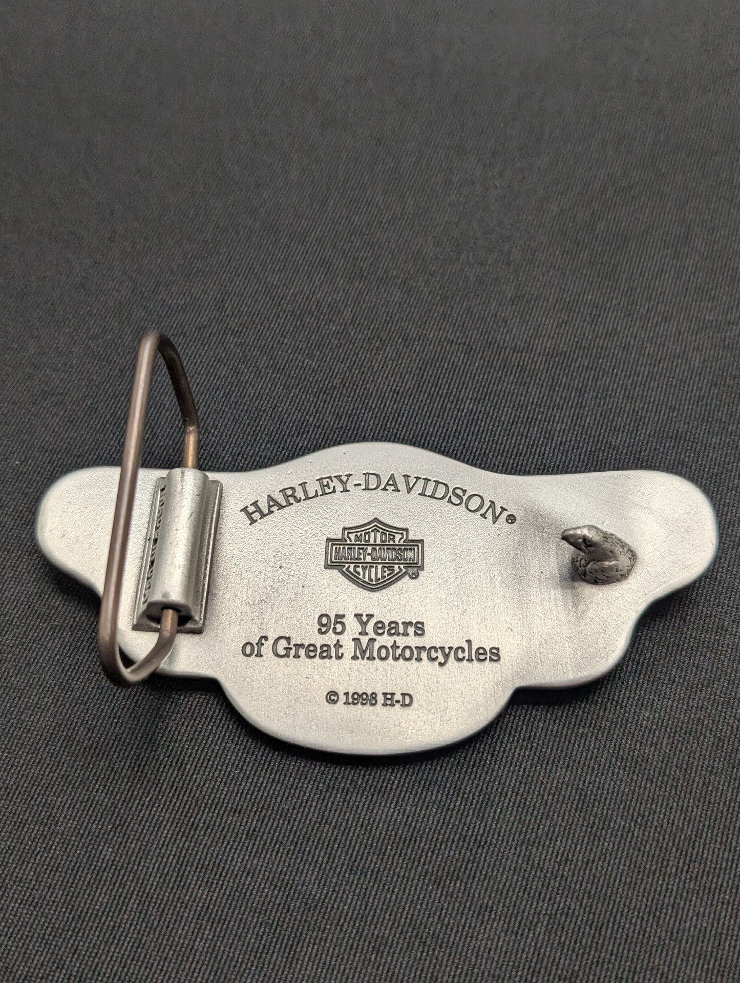 Belt buckle