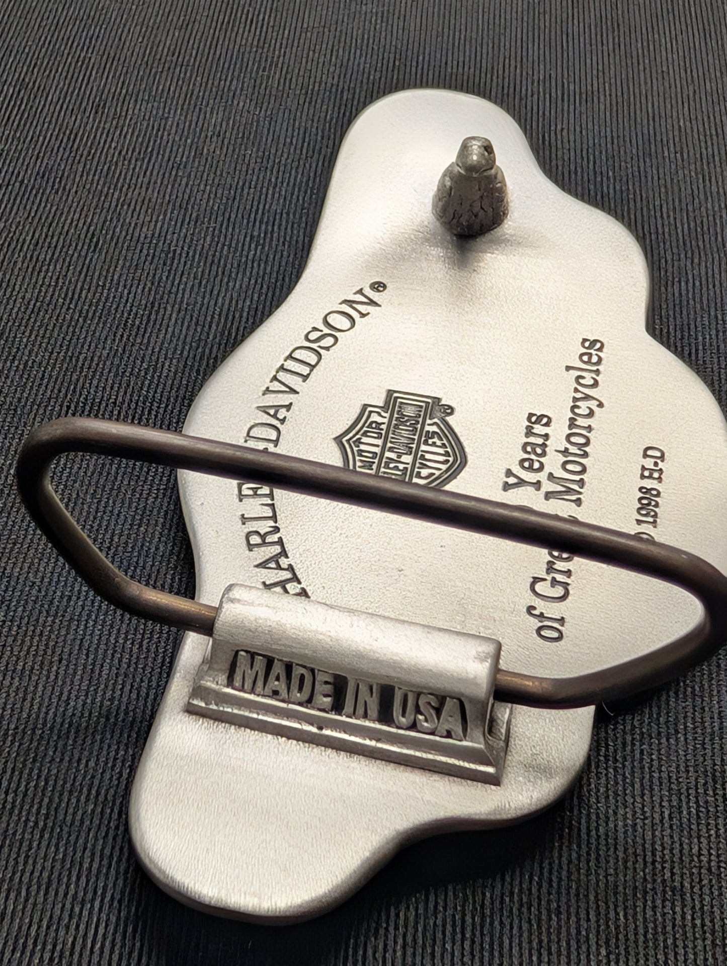 Belt buckle