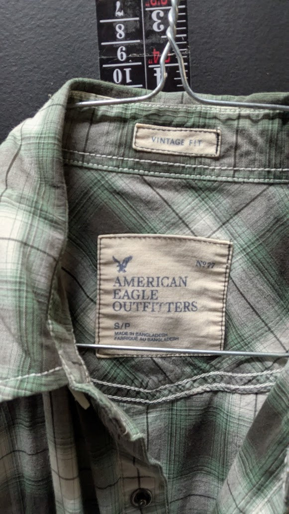 American Eagle Plaid Button-Up – Green/Tan – Small (Vintage Fit)