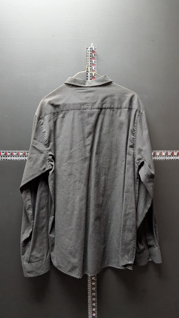Eighth Avenue Button-Up – Charcoal Gray – XL