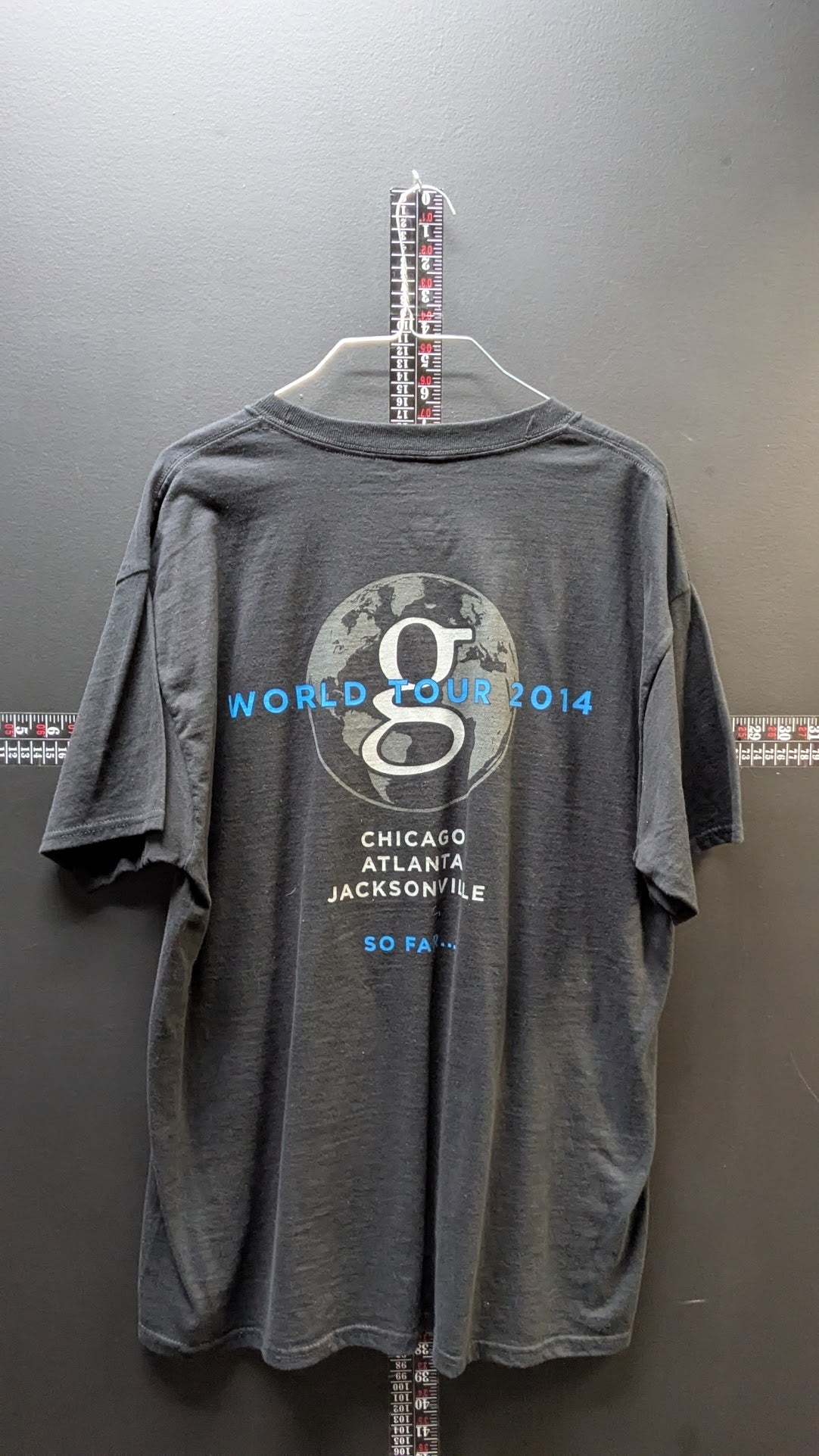Garth Brooks World Tour 2014 Graphic Tee – Black (Large)