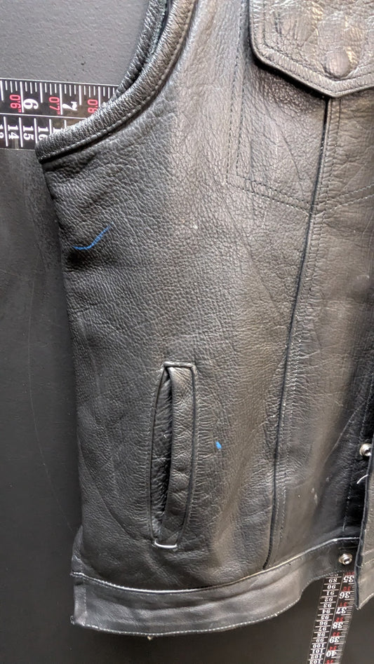Men’s Black Leather Motorcycle Vest Snap Front Concealed Carry Biker Riding Vest Medium