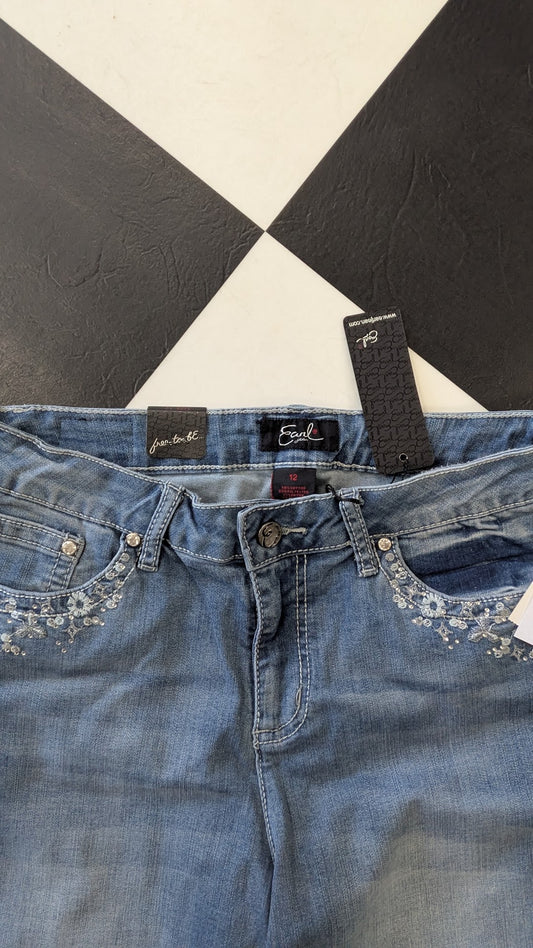 Earl Jean Front Tab Embellished Capri Jeans Women's Size 12 Blue Cuffed Stretch NWT