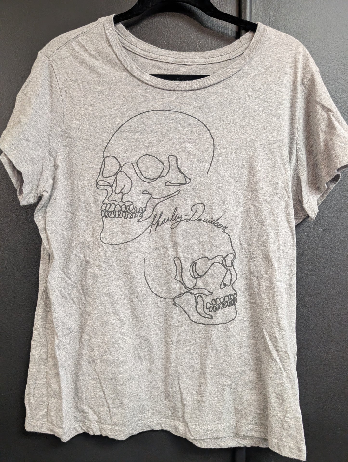 Harley Davidson Skull line work women's medium