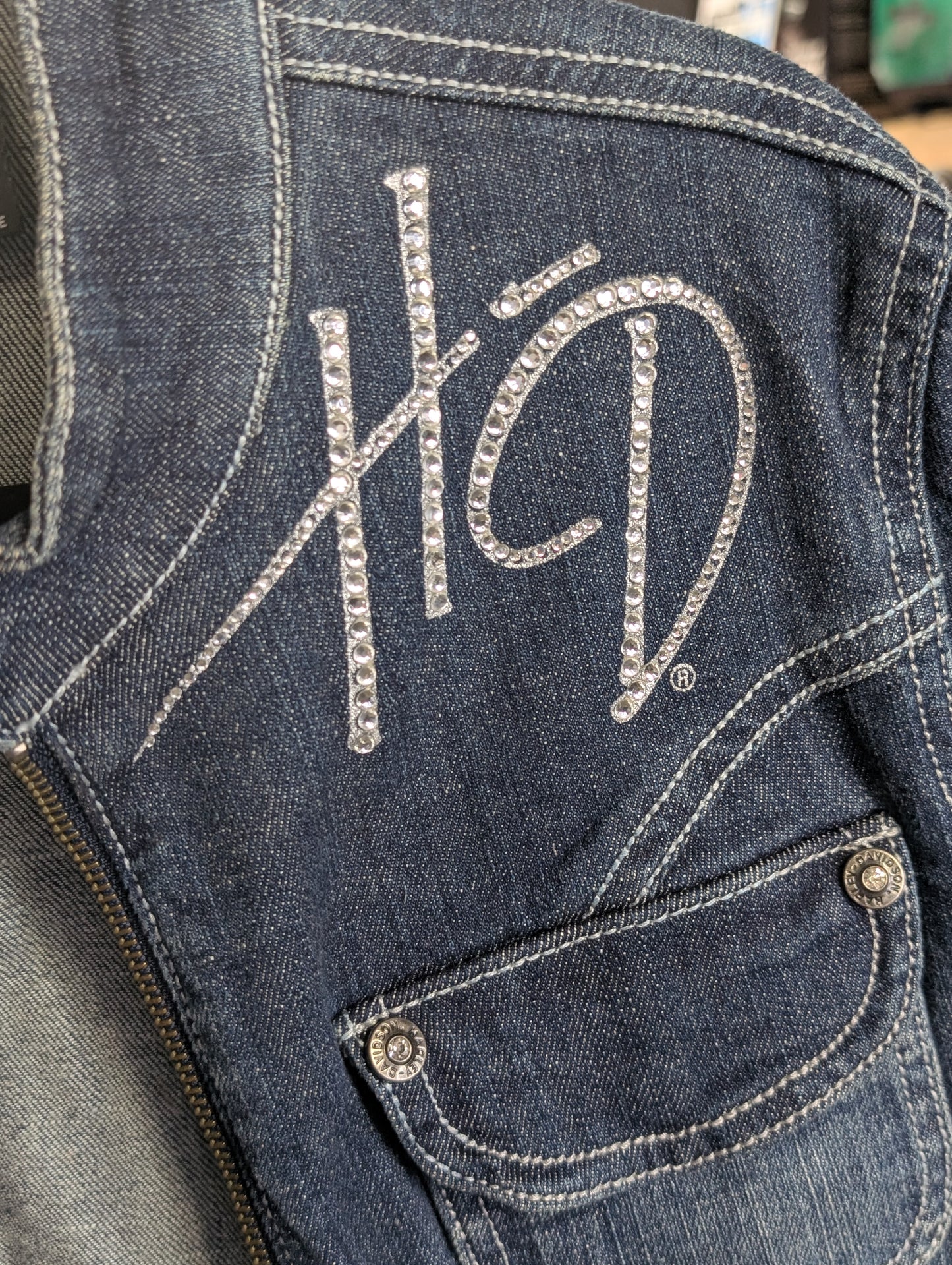 Vintage Y2K Harley Davidson Denim Women's Jean Jacket size Medium