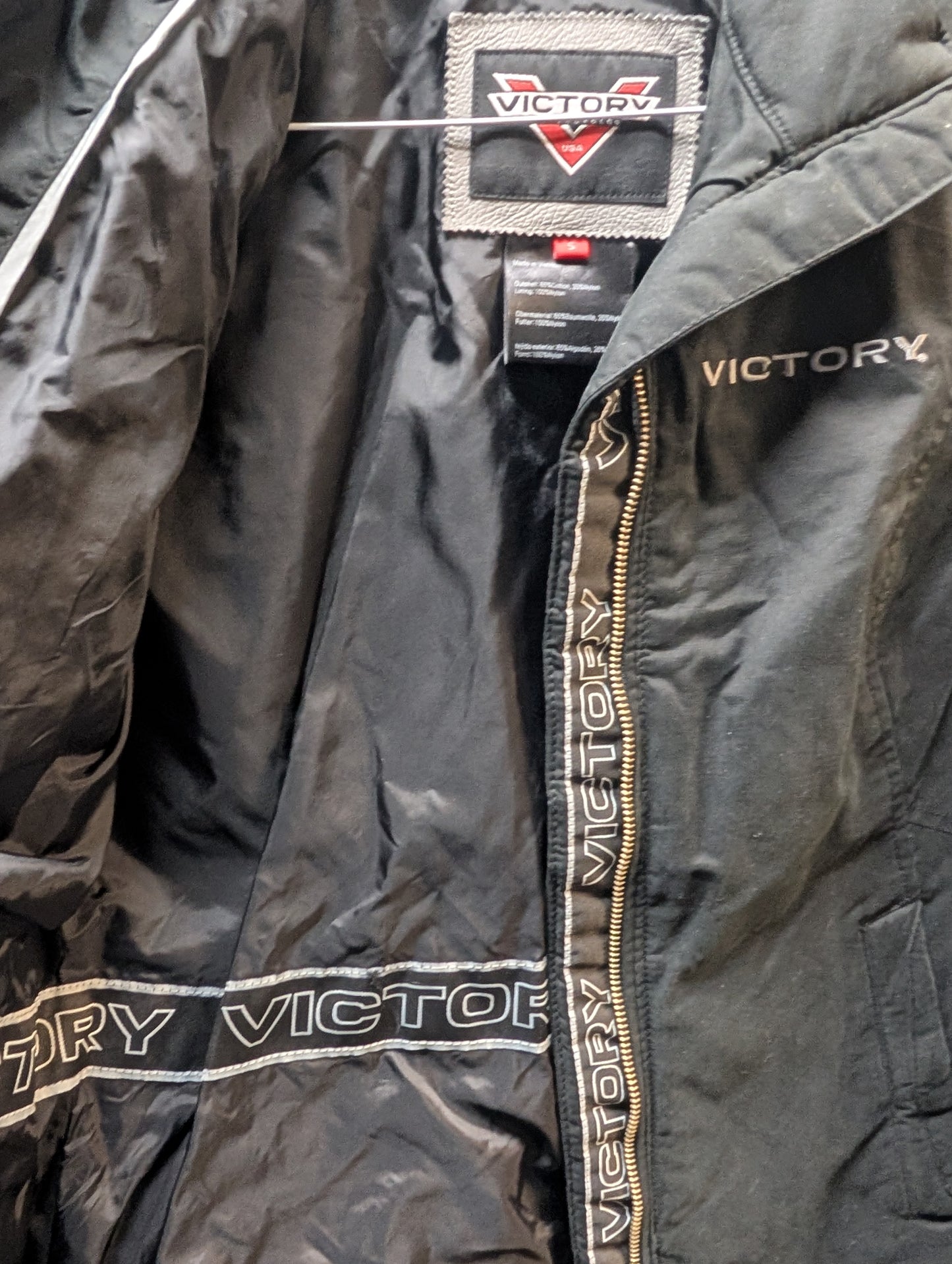 Victory size small Jacket