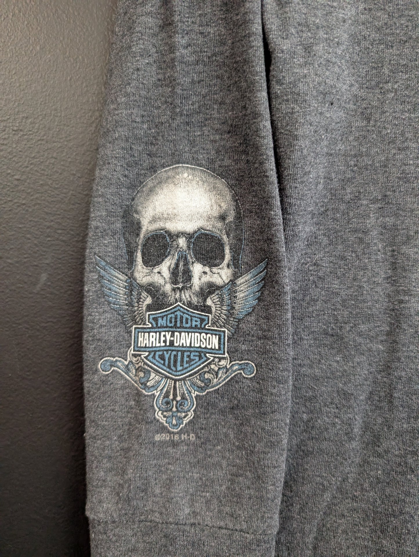 Harley Davidson women's Medium long sleeve