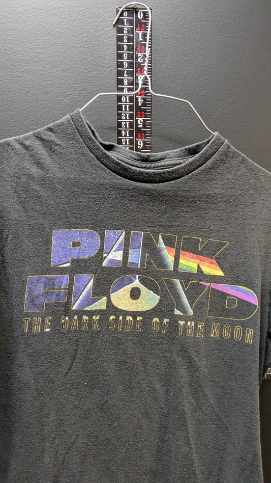 Pink Floyd “Dark Side of the Moon” Band Tee – Tracklist Back Print