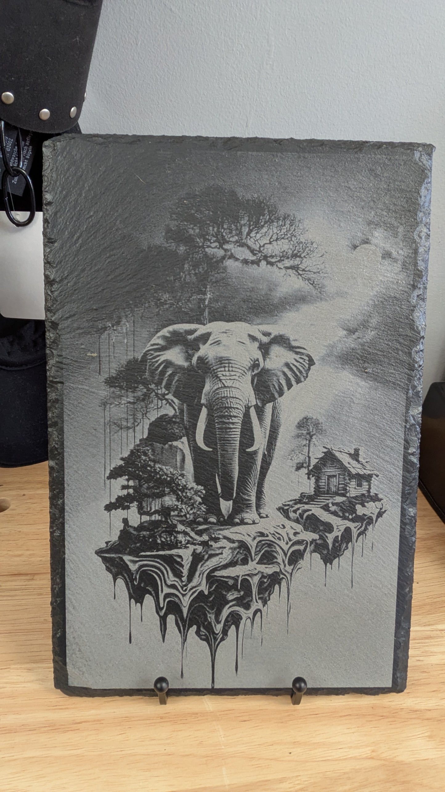 Elephant slate no stand