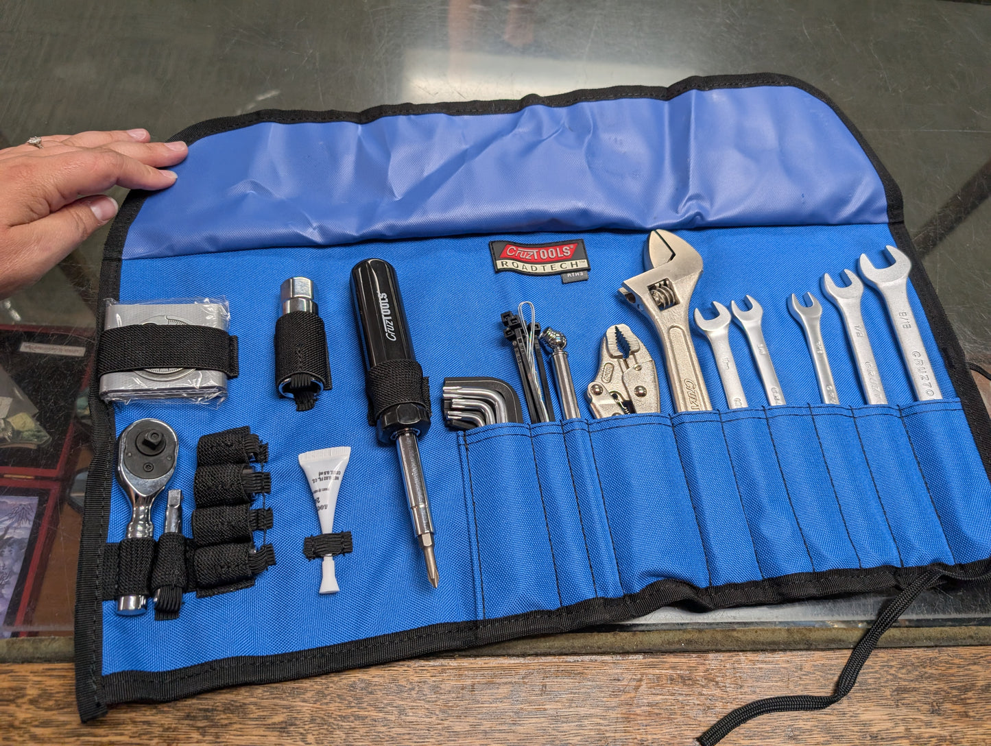CruzTOOLS RTH3 RoadTech H3 Tool Kit for Harley-Davidson Motorcycles , black