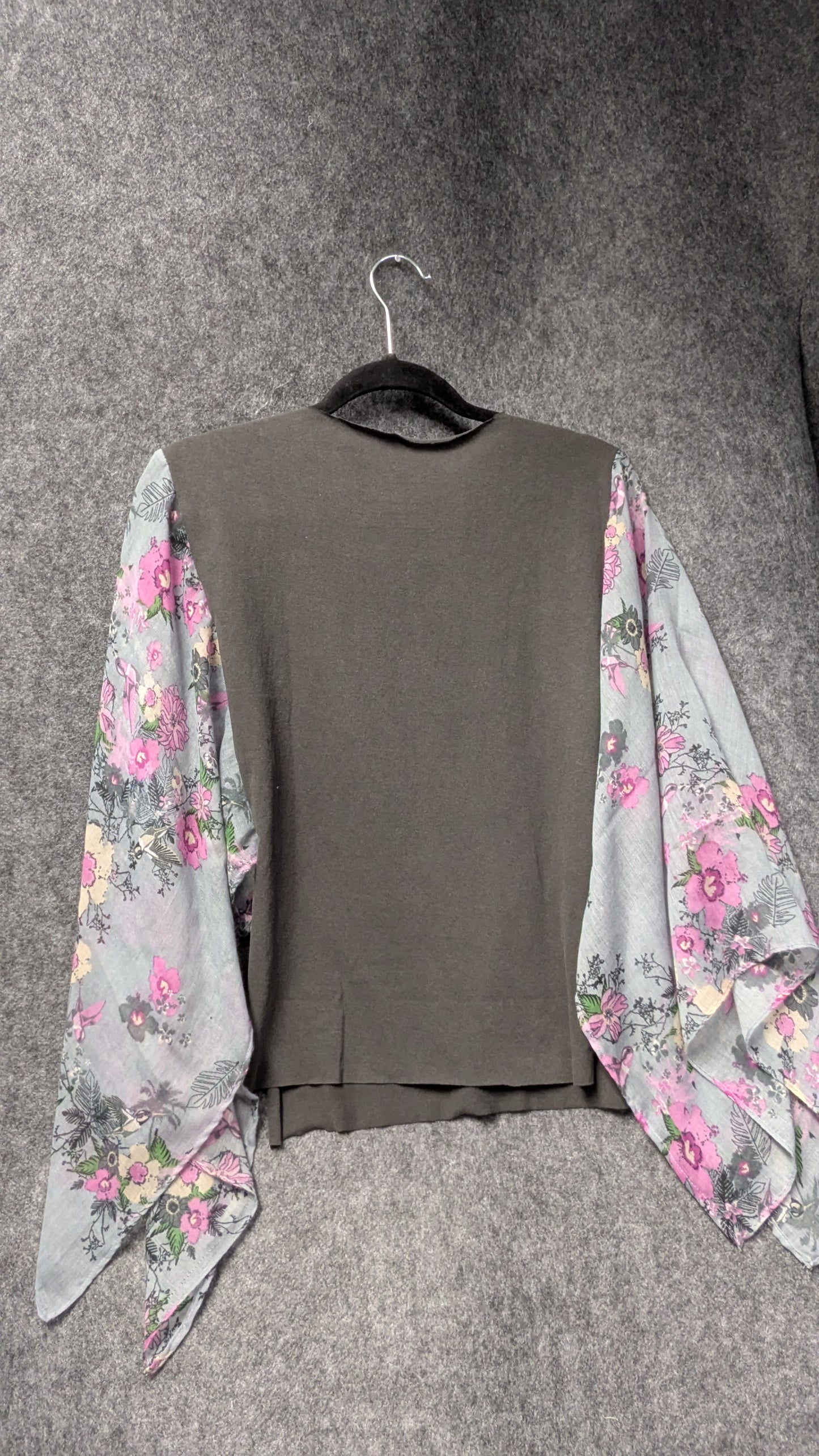 Jimi Hendrix Festival Graphic Top with Floral Boho Sleeves