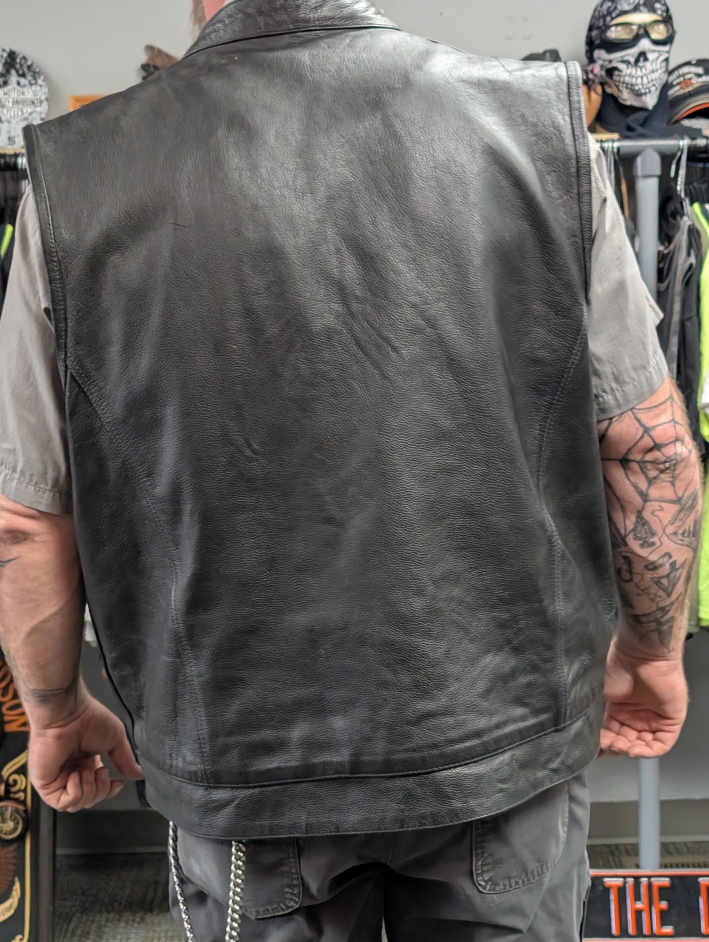 4xl leather vest