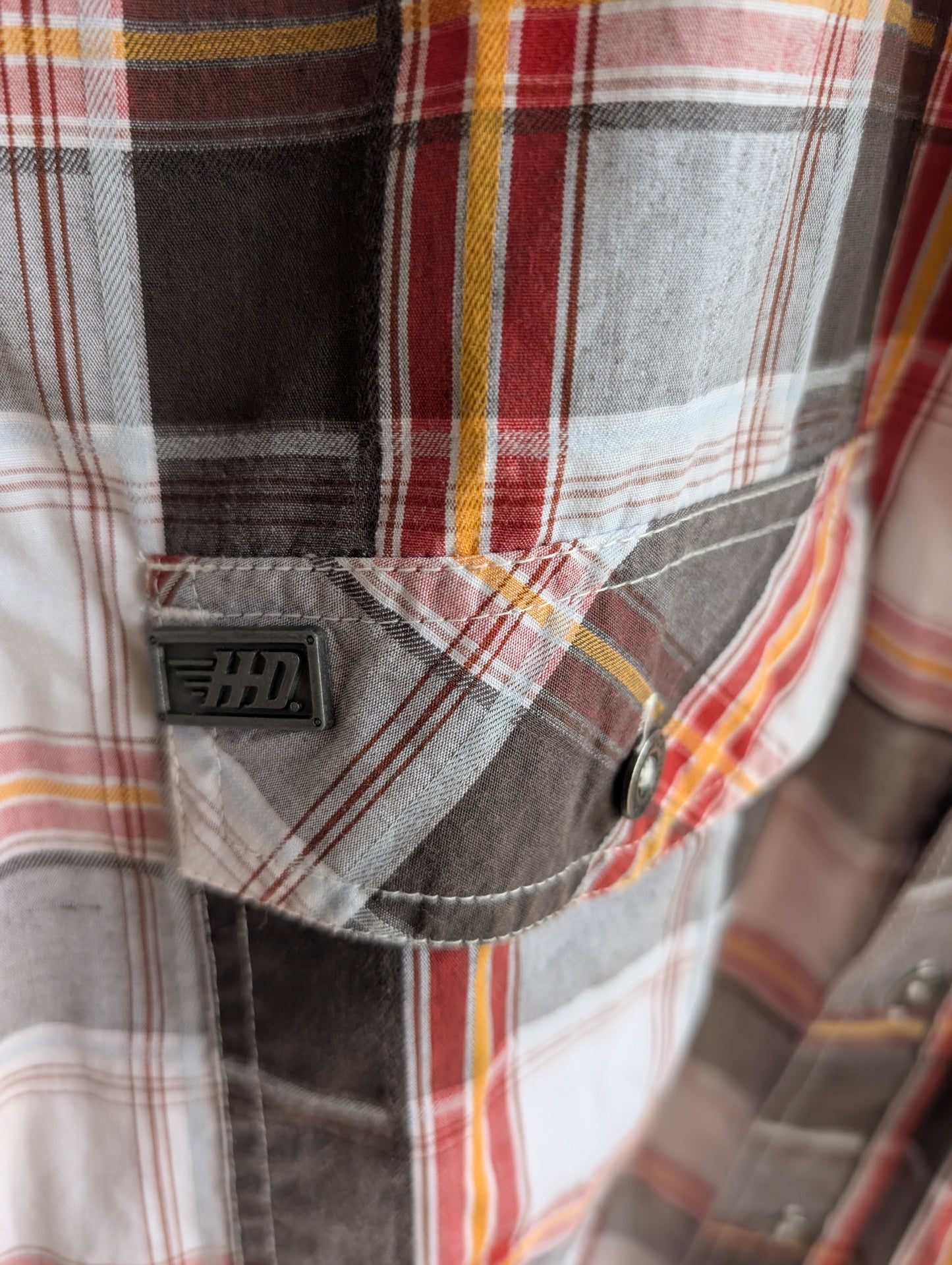 Mesh backed Harley Davidson Men's Button up size Large