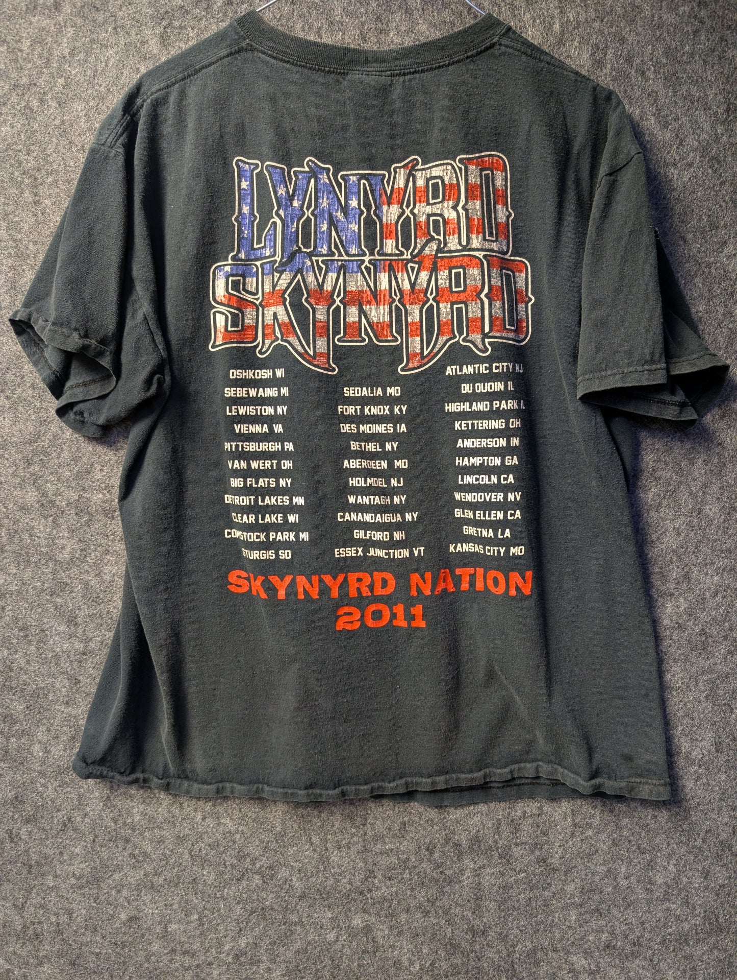 Lynard Skynard 2011 Tour Tshirt