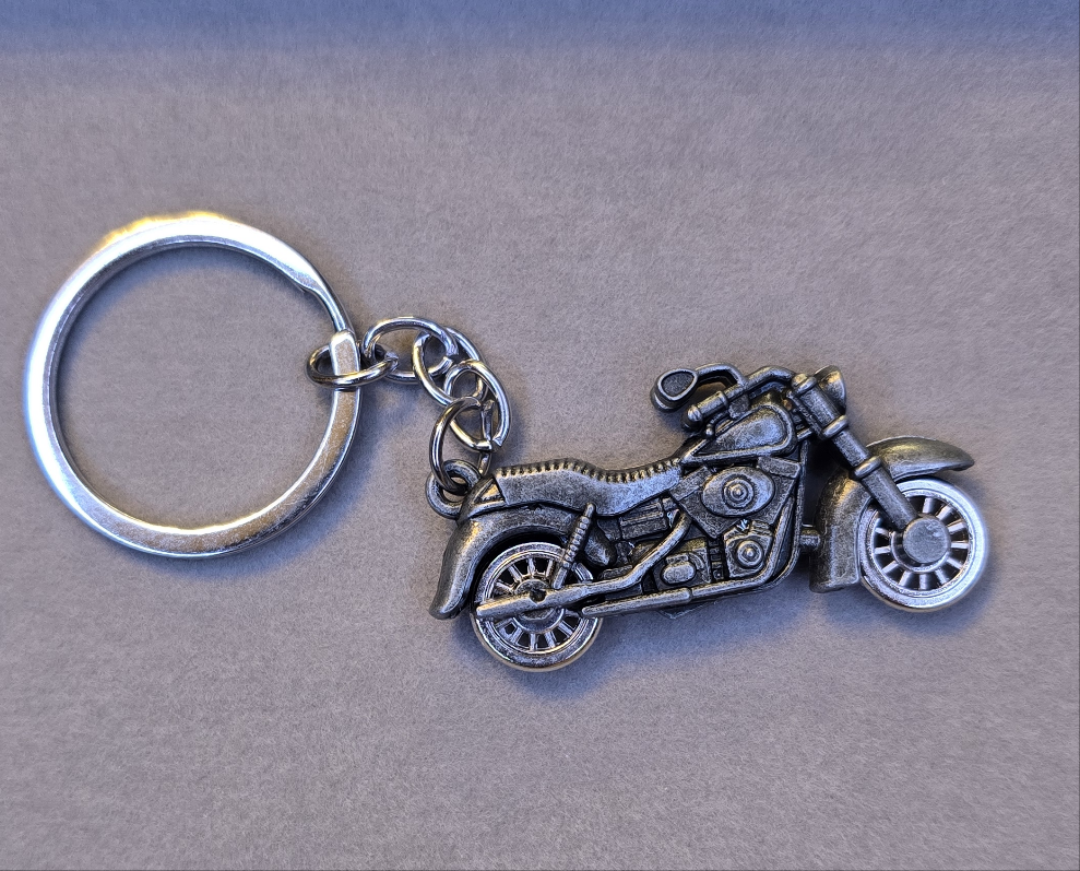 Metal motorcycle keychain 
