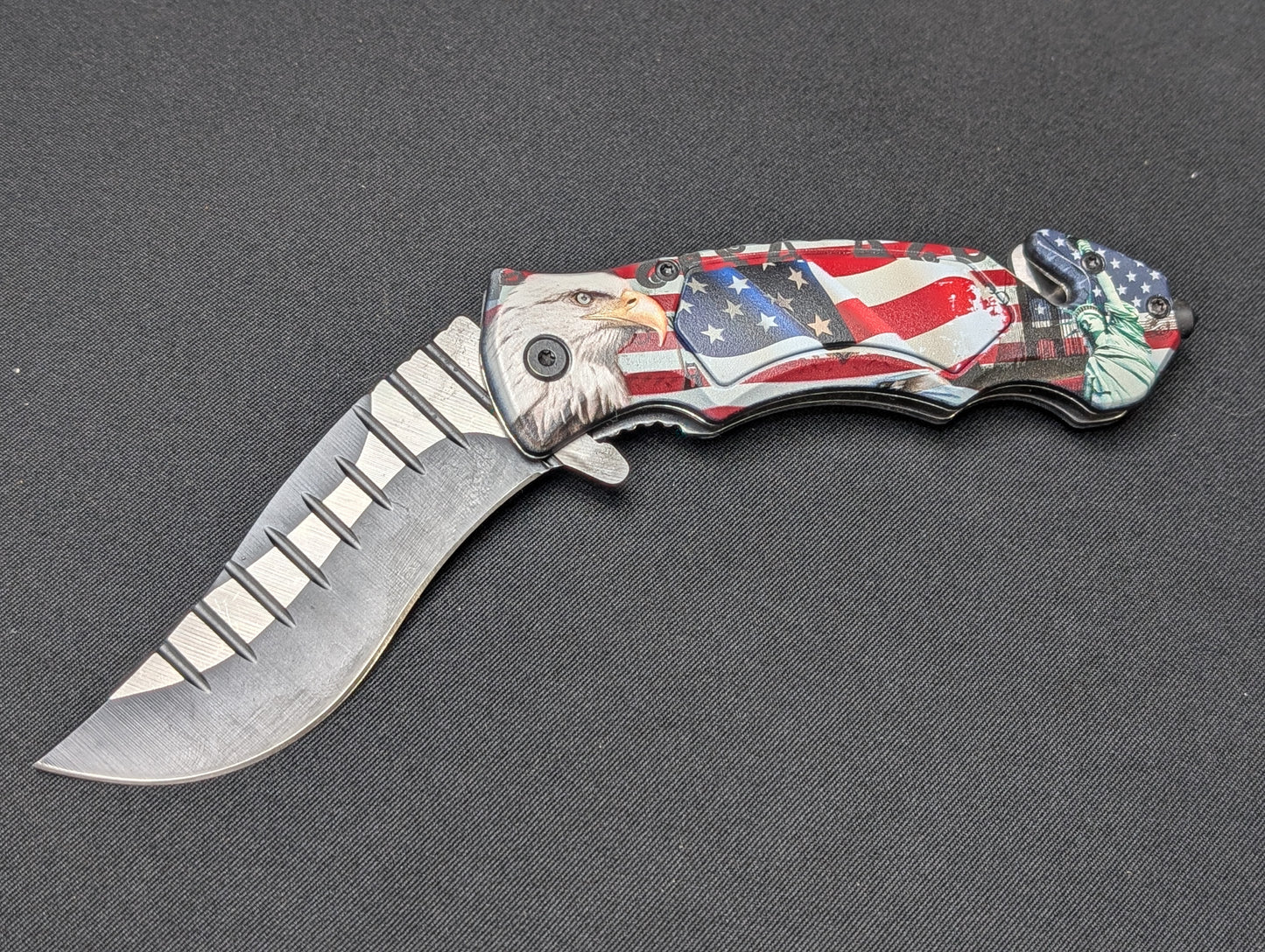 Eagle folding knife