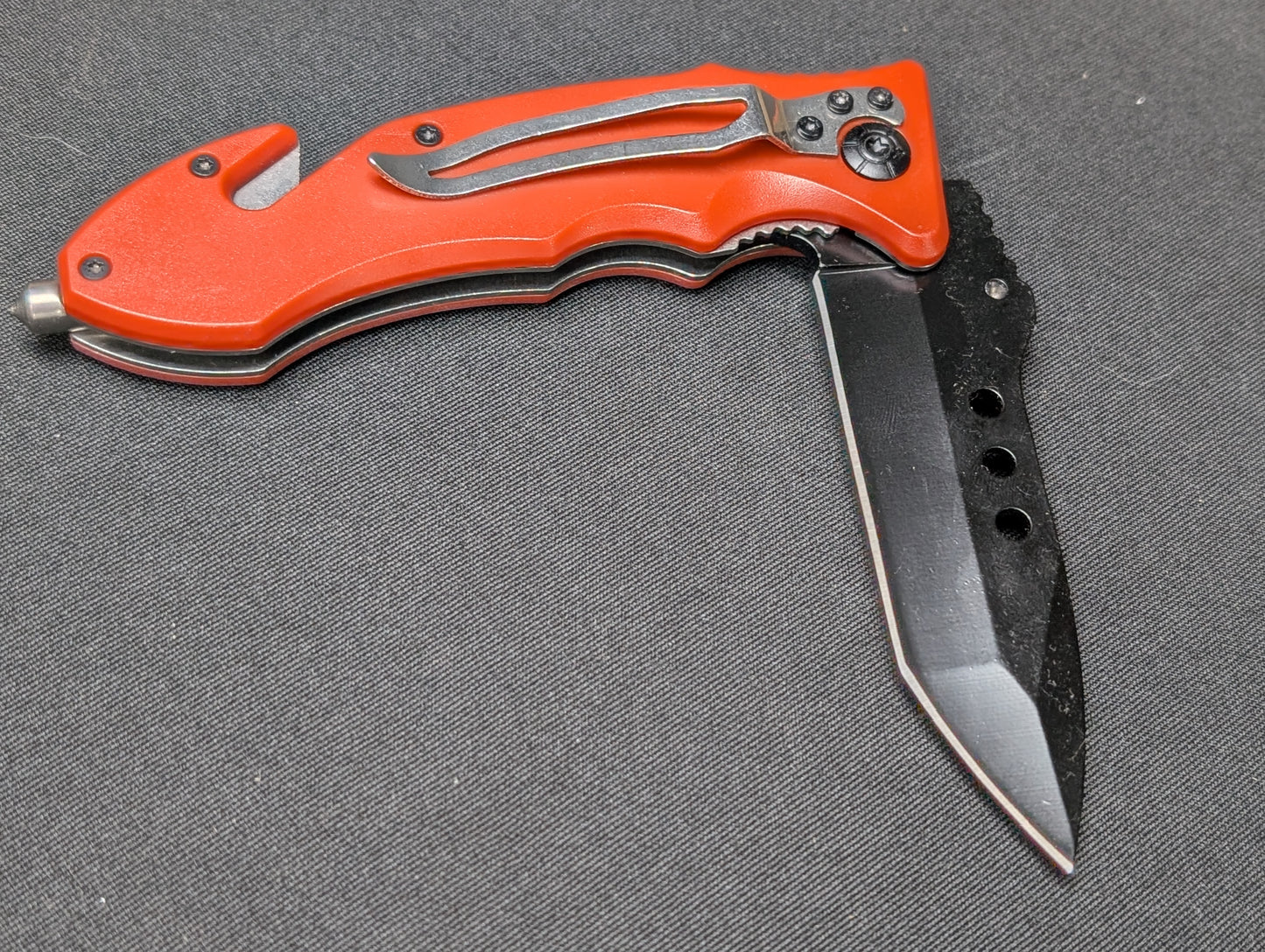 Eagle folding knife