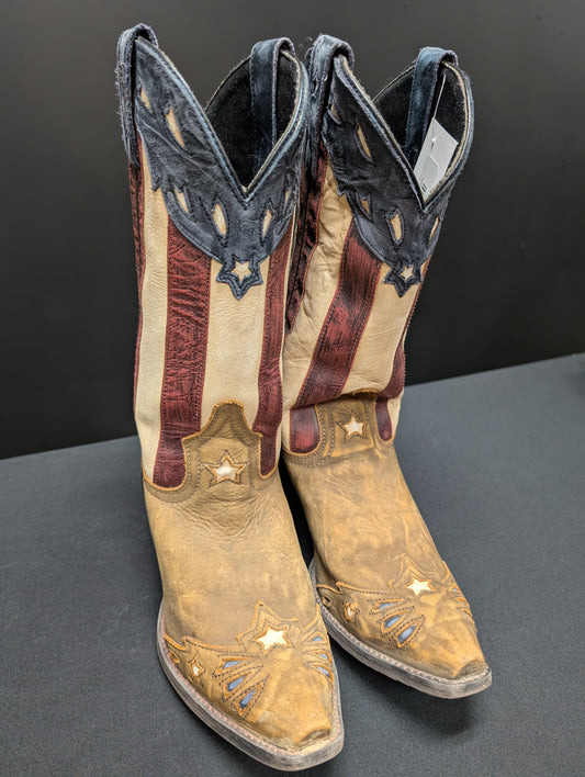 Dan post flag boots