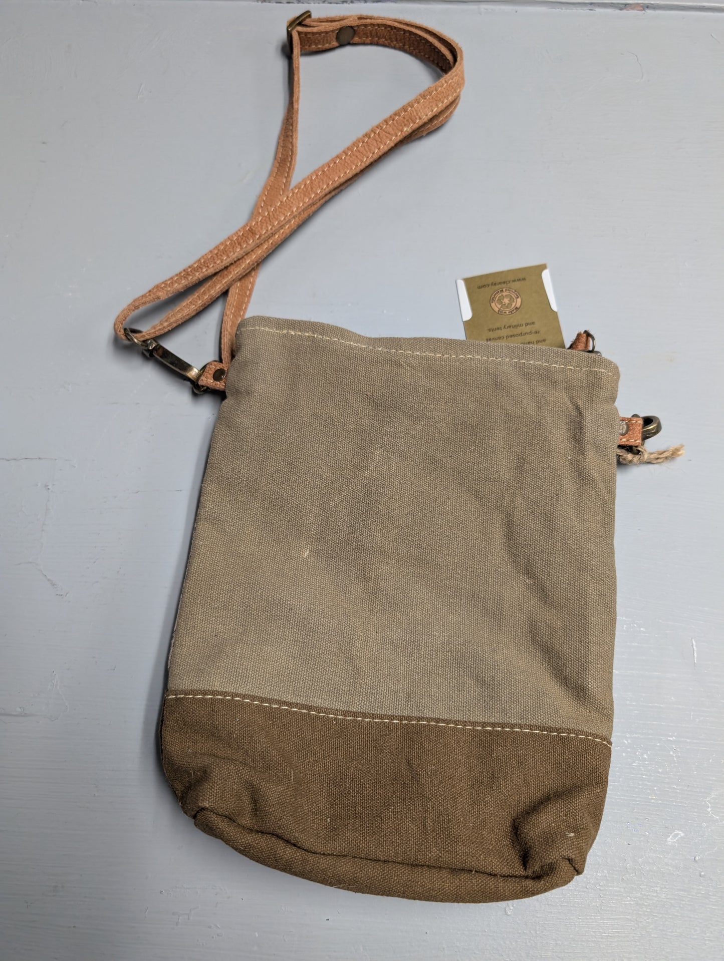 Usa vintage passport bag