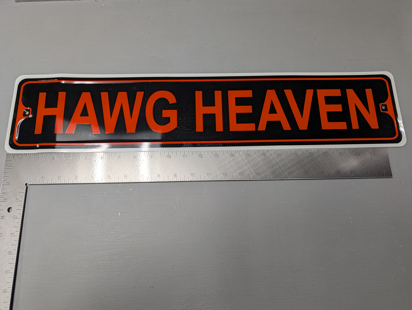 Hog heaven street sign