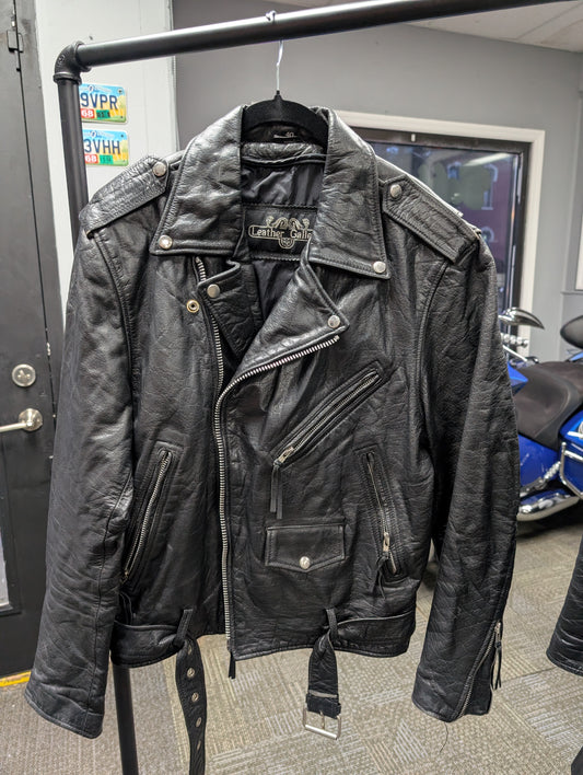 Size 40 leather jacket