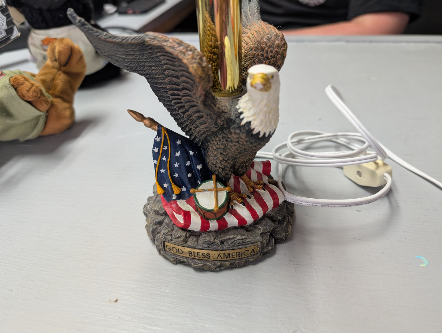 Eagle light