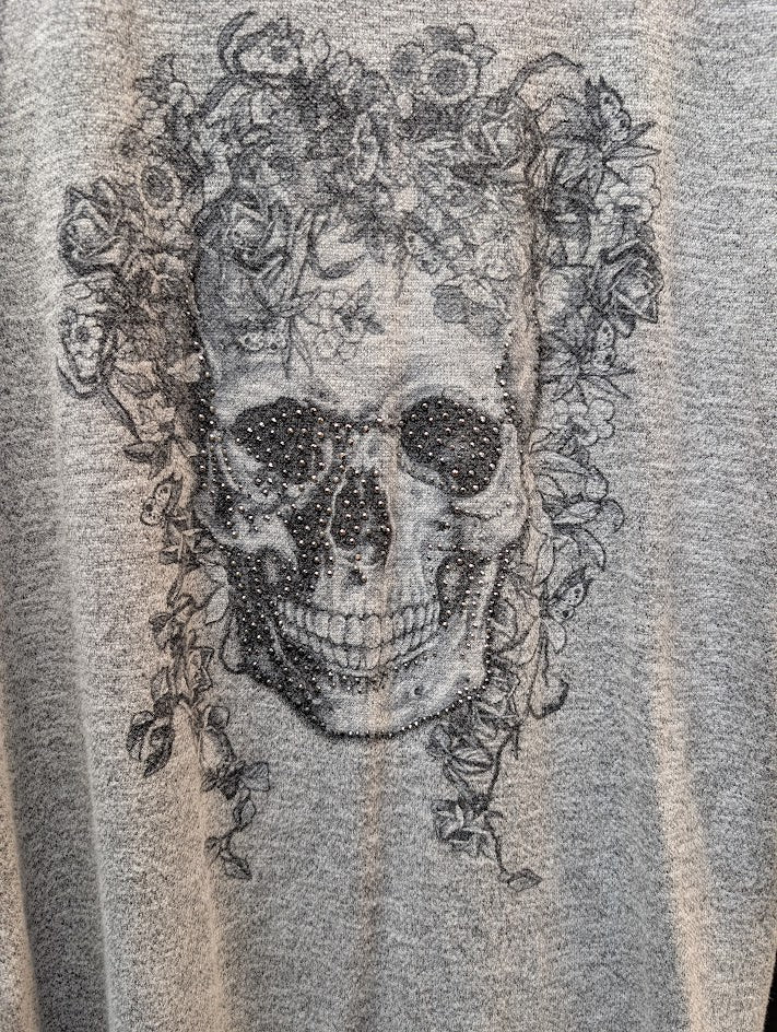 Vocal Skull Graphic Top Gray Studded Rhinestone Tee Women’s Medium