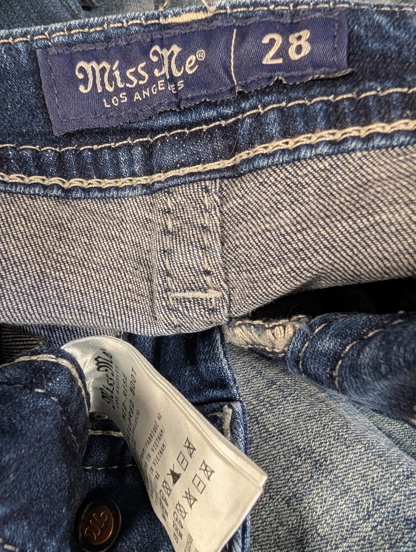 Miss Me Bootcut Jeans – Size 28, Embellished Back Pockets, Heavy Stitch
