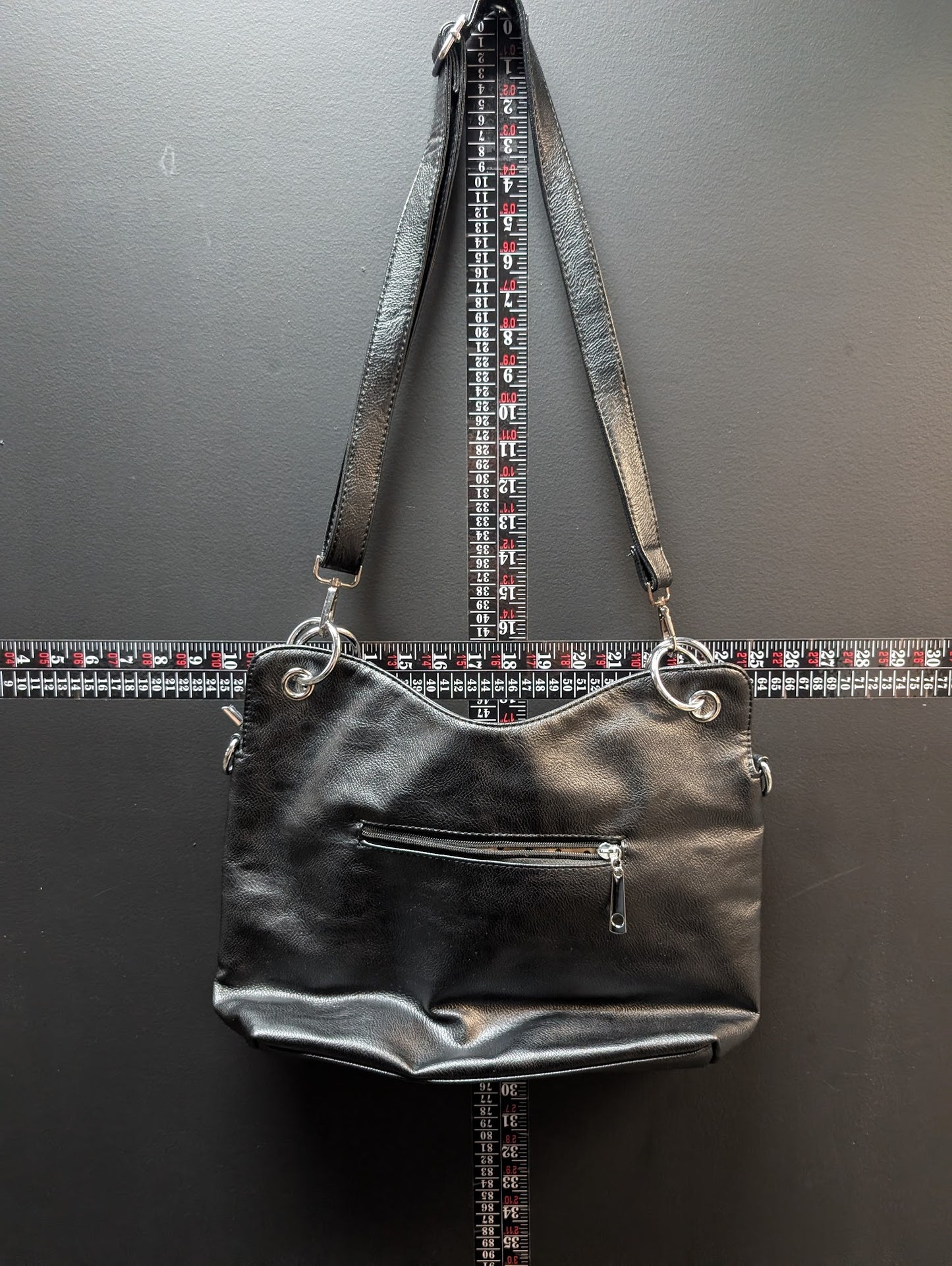 Rhinestone Skull Shoulder Bag 💀