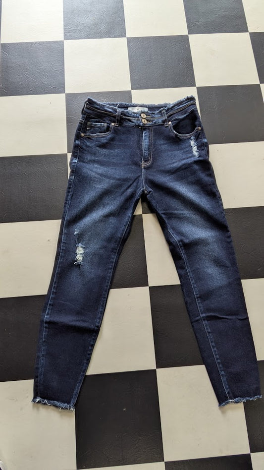 KanCan Women’s Dark Wash Distressed Skinny Jeans Raw Hem – Size 11/29