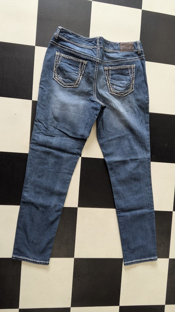 Maurices Women’s Distressed Skinny Jeans Medium Wash – Size 9/10