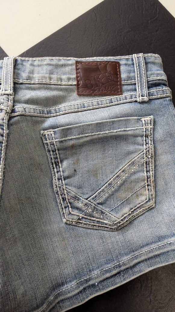 BKE Stella Women’s Denim Shorts Light Wash Distressed – Size 27