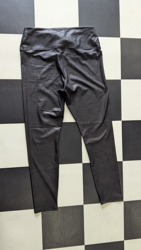 Simply Vera Vera Wang Black Faux Leather Leggings High Rise – Size Large