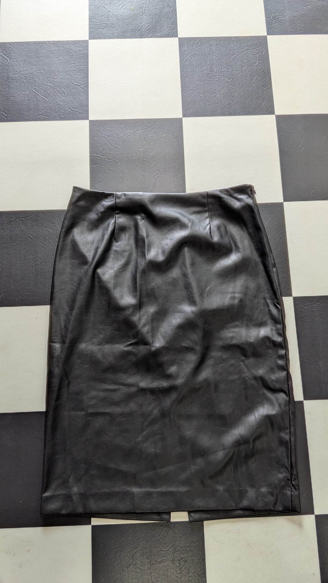 Nine West Black Faux Leather Midi Skirt – Sleek, Minimal, Effortless Edge
