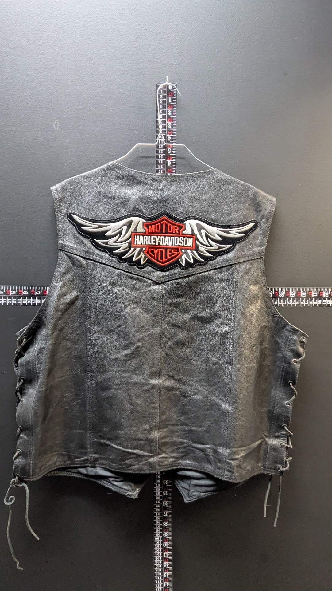 Leather Club Size 52 Black Leather Vest – Patched Biker Style w/ Pins & Back Graphic