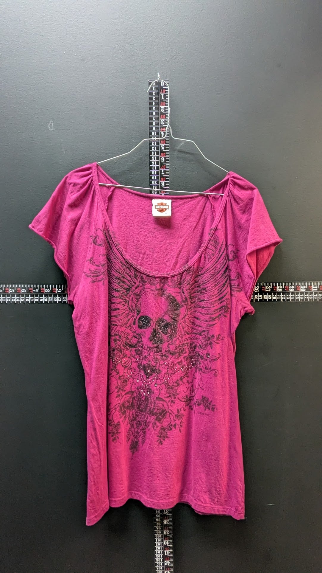 Harley-Davidson Pink Skull Wing Graphic Tee – Sandusky, Ohio (Women’s)