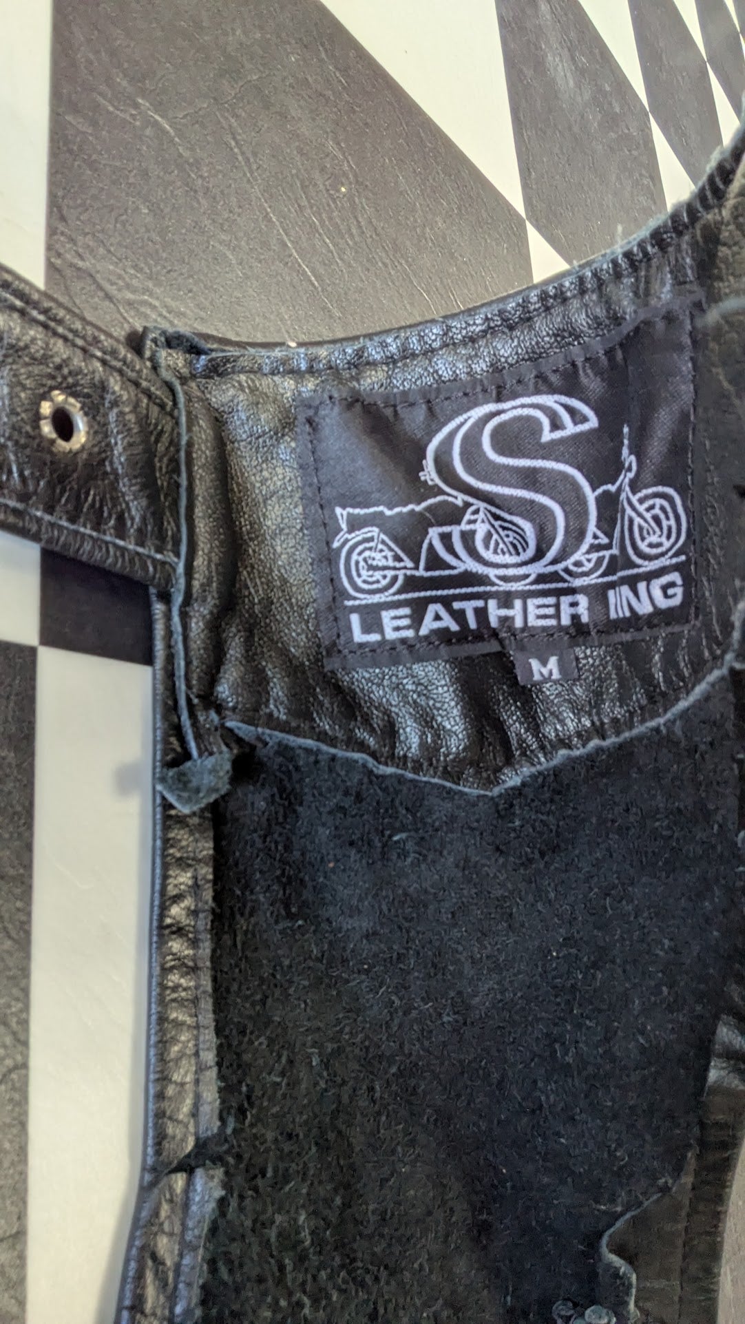 Leather Motorcycle Chaps – Size Medium – Classic Braided Trim