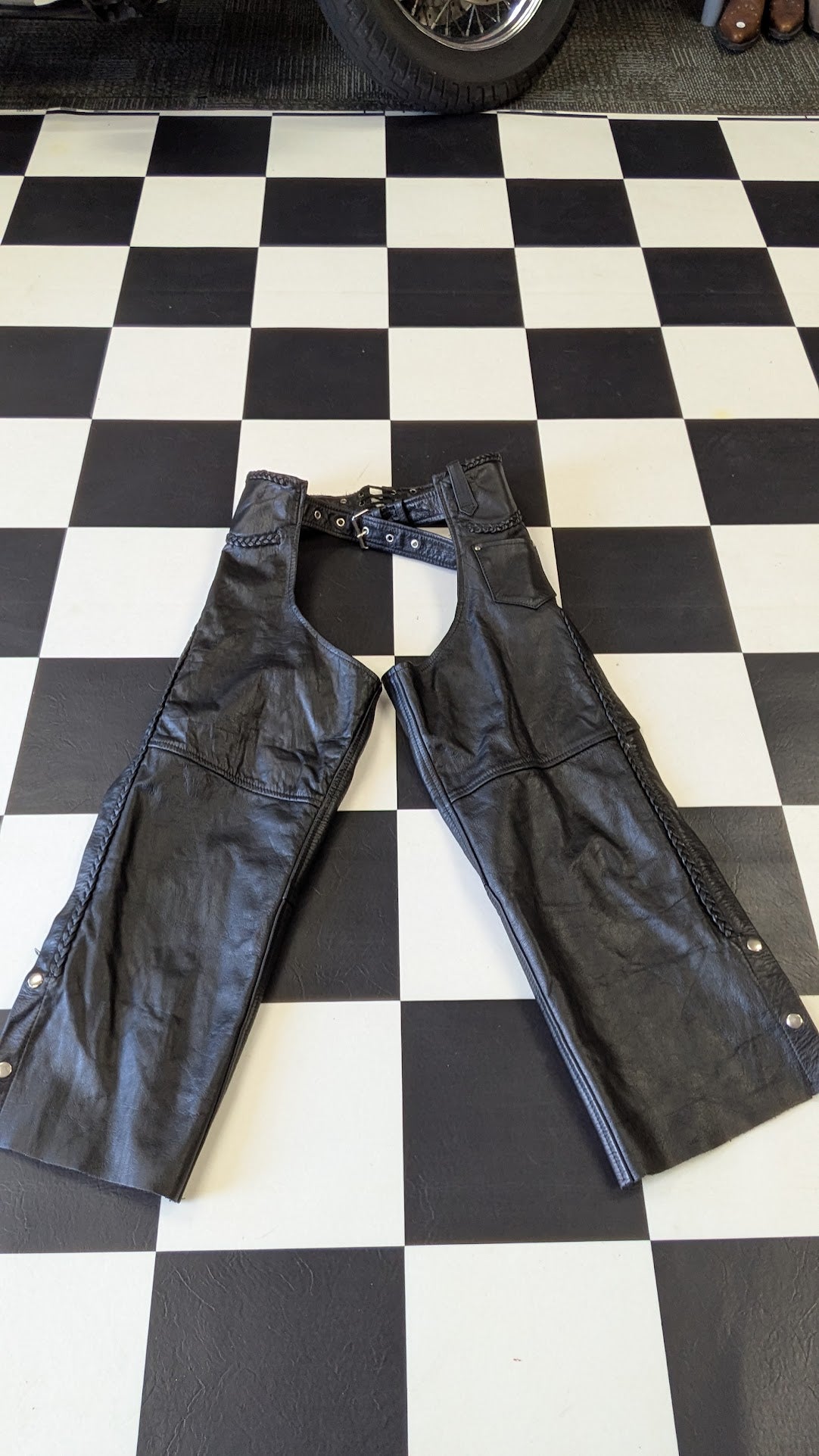 Leather Motorcycle Chaps – Size Medium – Classic Braided Trim