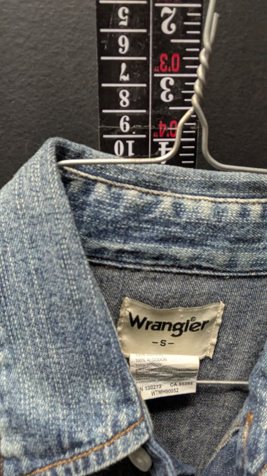 Wrangler Denim Western Snap Shirt – Size Small