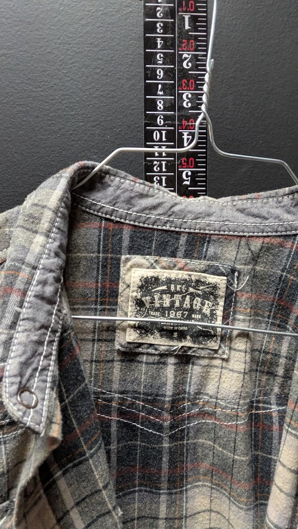 Vintage 1967 Plaid Western Button-Up – Slim Fit