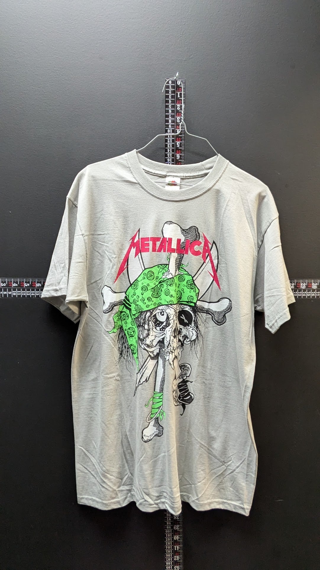 Metallica Skull Graphic T-Shirt – Green Bandana Graphic – Size Large