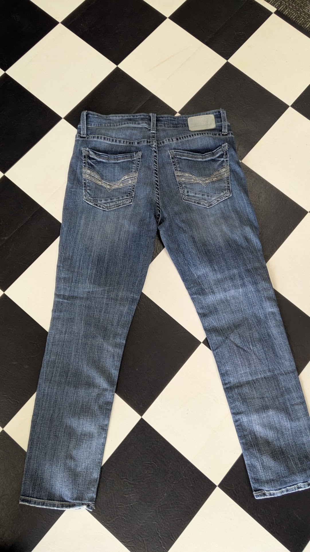 BKE Mason Jeans Men’s 34x30 Medium Wash Straight Leg Denim Buckle