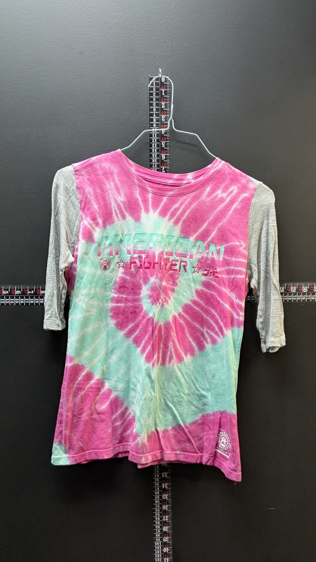 American Fighter Women’s Tie Dye Shirt Medium Pink Teal Graphic 3/4 Sleeve Top