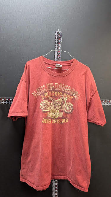 Harley Davidson Bakersfield CA Classic Never Gets Old Red T Shirt Mens 2XL