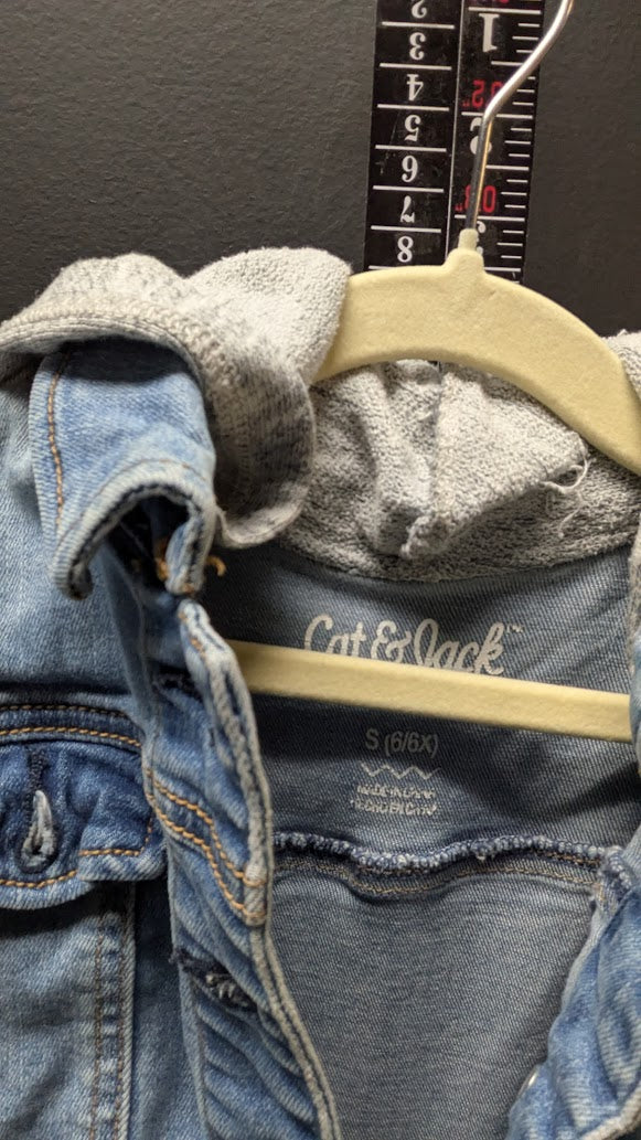 Cat & Jack Girls Denim Jacket Hoodie Combo Size S 6/6X Jean Jacket