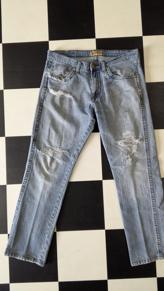 Wrangler Rock 47 Distressed Jeans Men’s Light Wash Y2K Grunge Western Denim