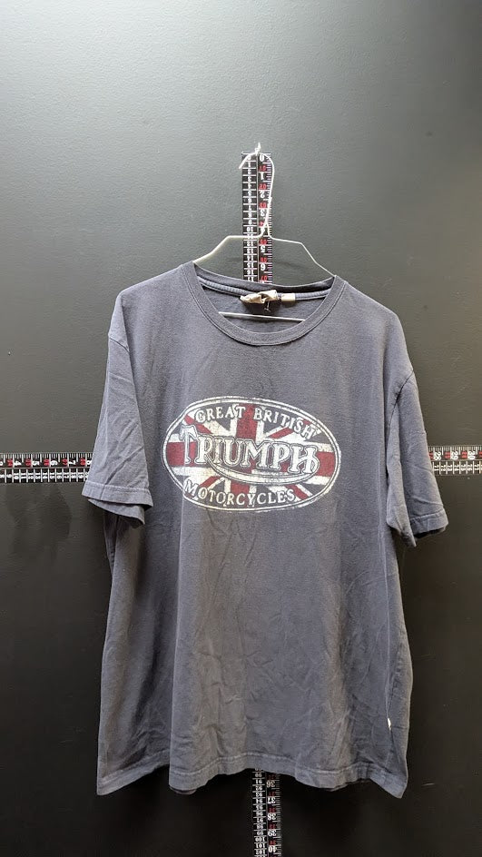 Triumph Motorcycles Great Britain Men’s T-Shirt XL Gray Union Jack Graphic