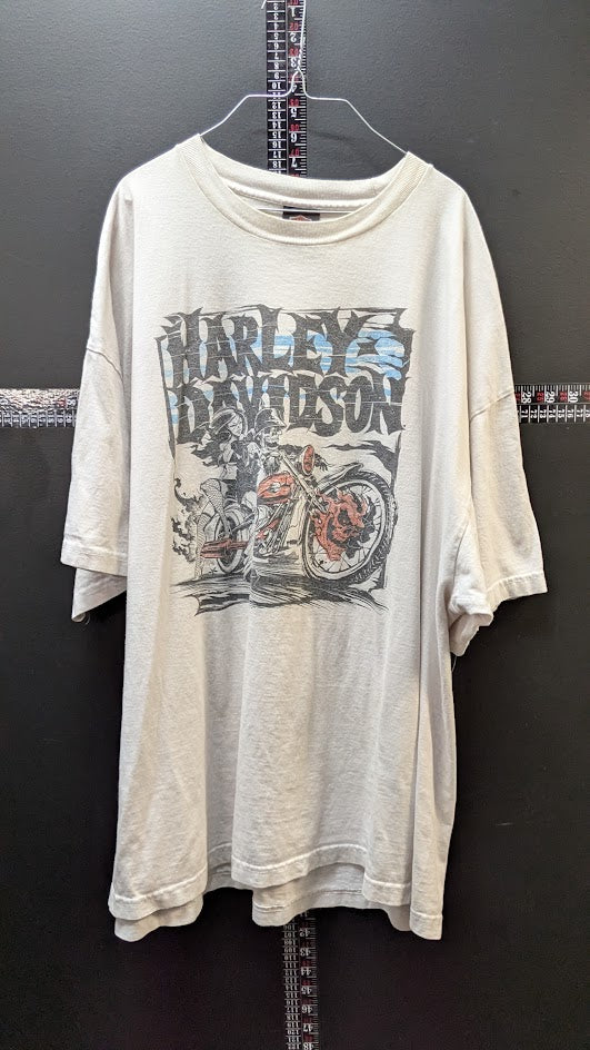 Harley-Davidson Motorcycle Graphic T-Shirt Men’s Oversized White