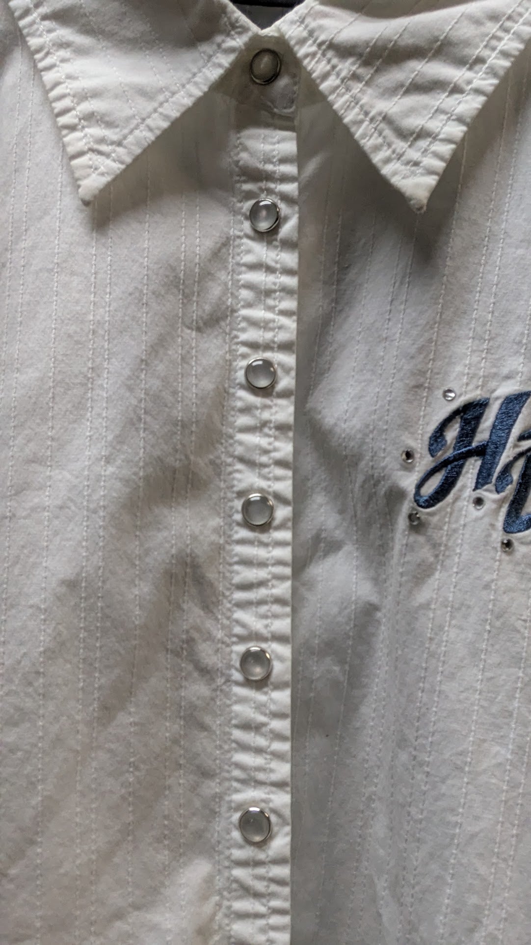 Harley Davidson Women’s Snap Front Shirt 2W White Short Sleeve Button Up Plus Size  Price Recommendation: